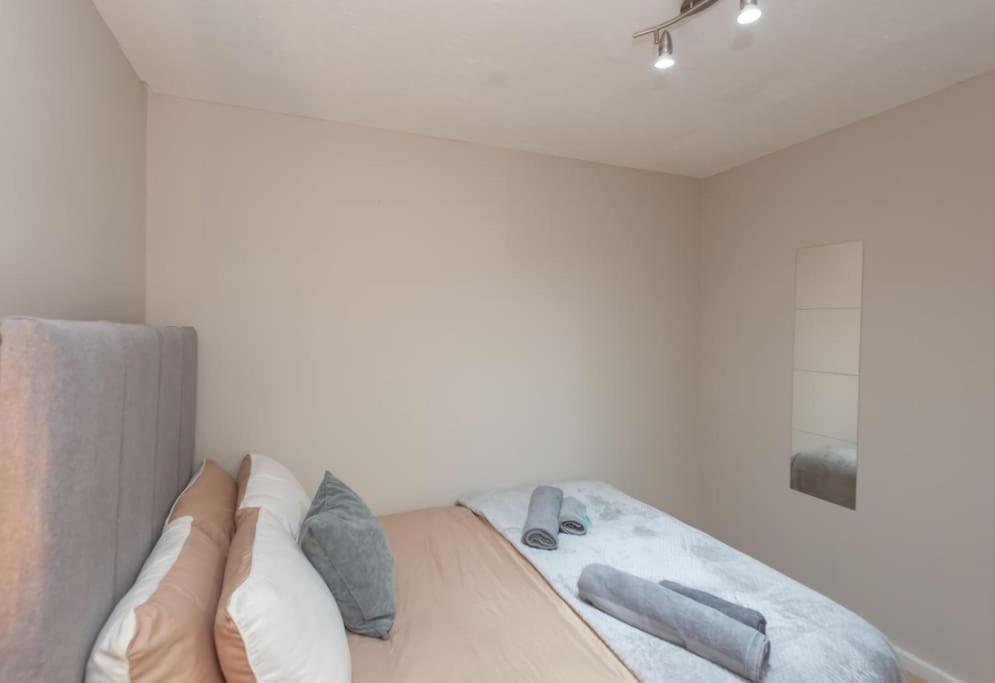 Leed City Centre - Armley Wortley Leeds  Ngoại thất bức ảnh